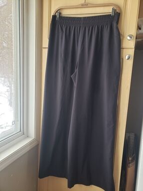 lululemon athletica Black Elastic Waist Pull-On Pants